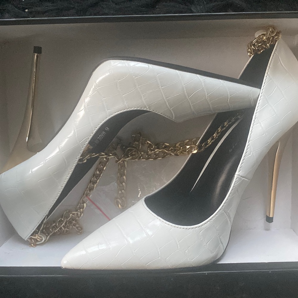 Conspiracy Heels